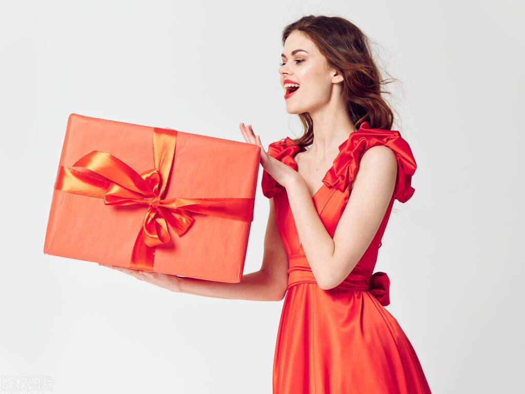 送女生既走心又实用的礼物100-200,精心挑选的送女生礼物十大推荐