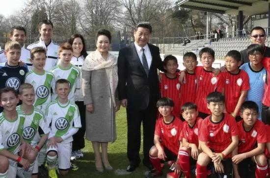 文明其精神野蛮其体魄看法,文明其精神野蛮其体魄分析