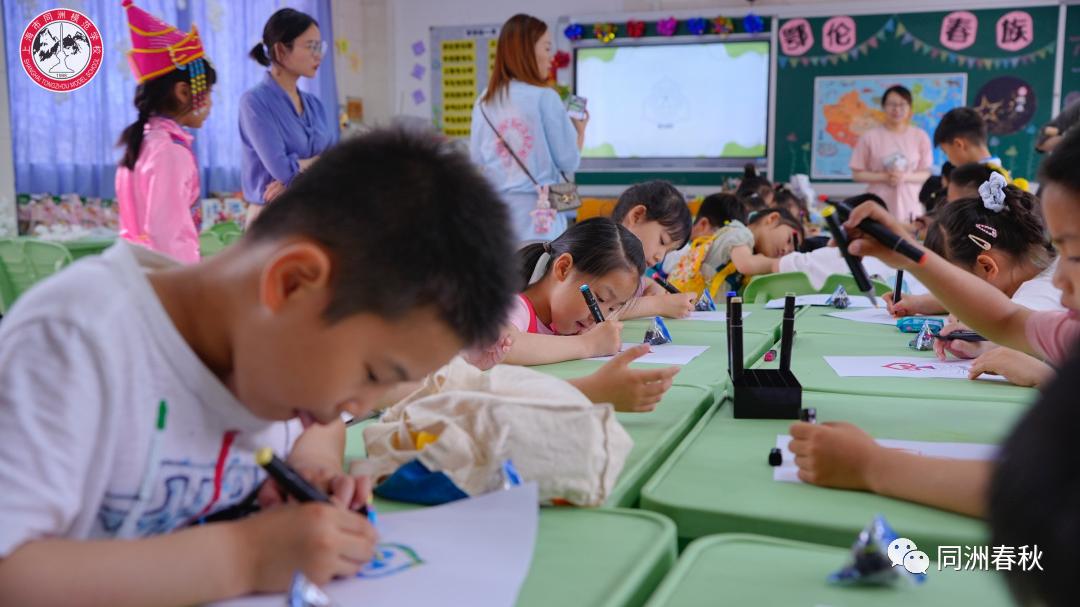 首届56个民族服饰创意大赛,五十六个民族服饰展介绍