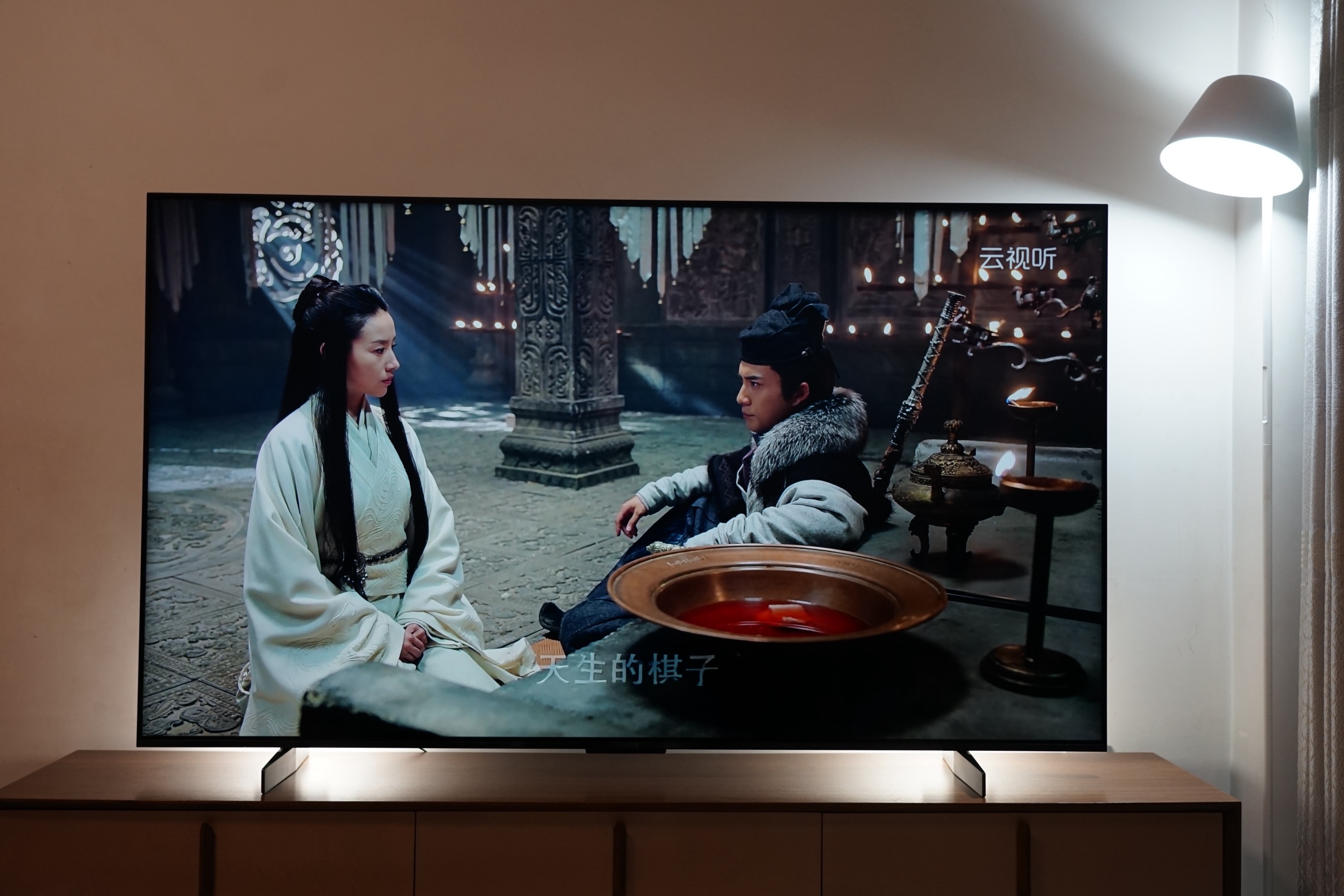 5000分区光控、5000nit峰值亮度：TCLX11G电视年度新旗舰分享