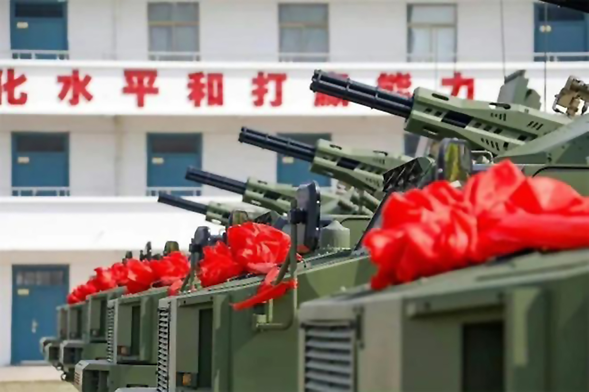 我军新型625自行高炮,国产新型自行35毫米高炮