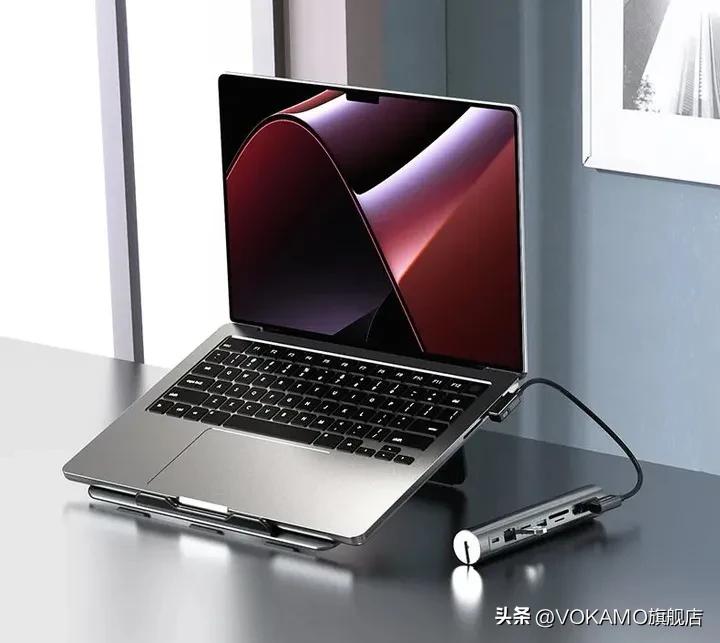 发工资后的第一份礼物,发工资买的第一个奢侈品