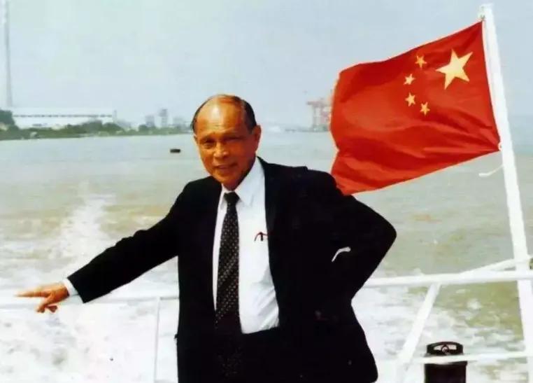 香港最强大佬霍英东，支援抗美援朝助力北京申奥，死后受国葬待遇