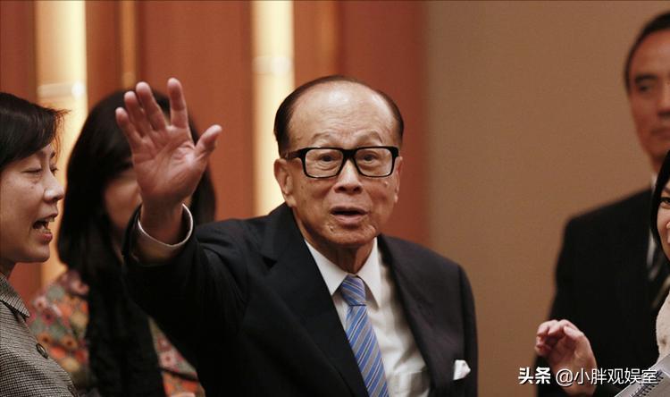 他是缩骨功唯一传人已练功,他是缩骨功唯一传人