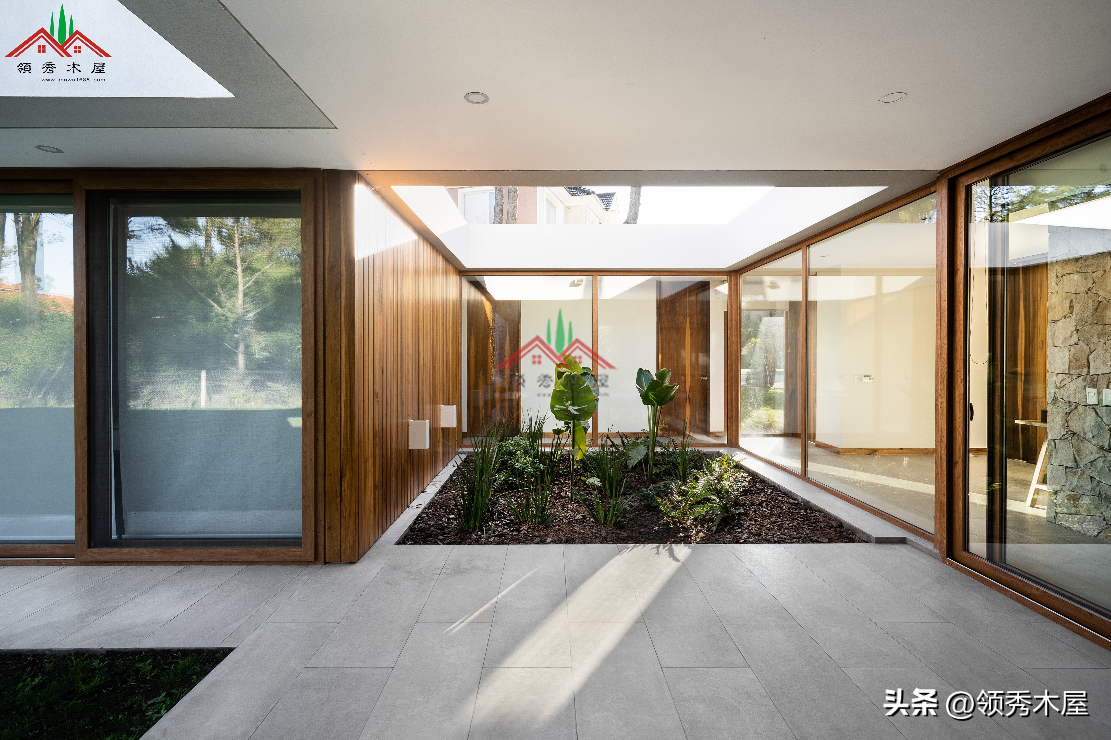 看完这个用木头装修的房子我肠子都悔青了农村的房子后悔装修早了