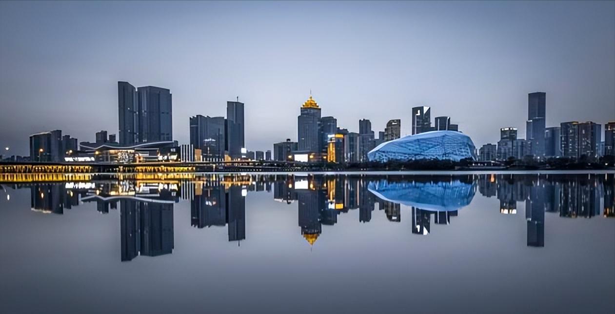 这10年中西部省会差距拉大了吗,中国未来五个省会