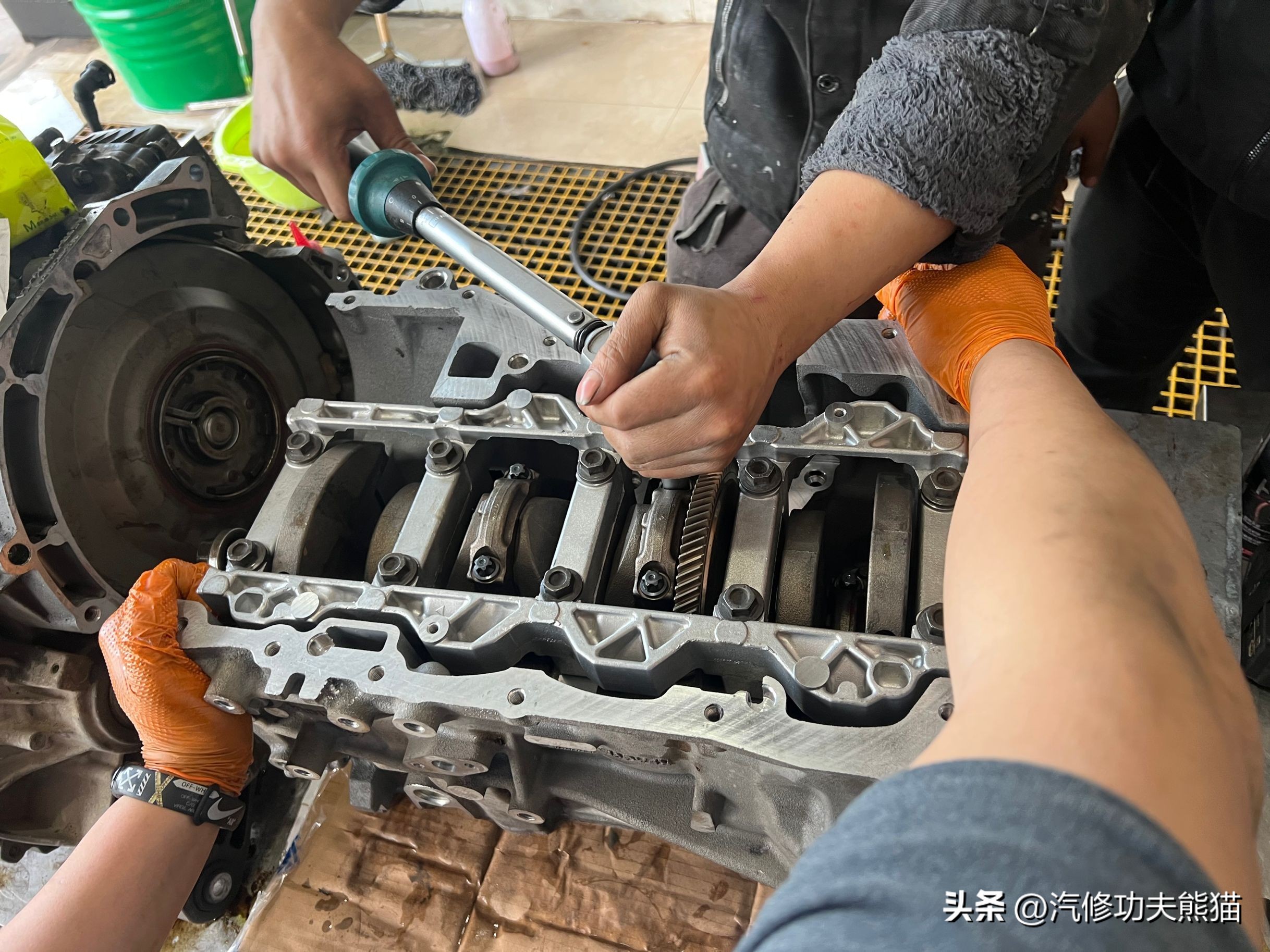 沃尔沃xc60十年老车,最新款沃尔沃xc60烧机油是通病吗