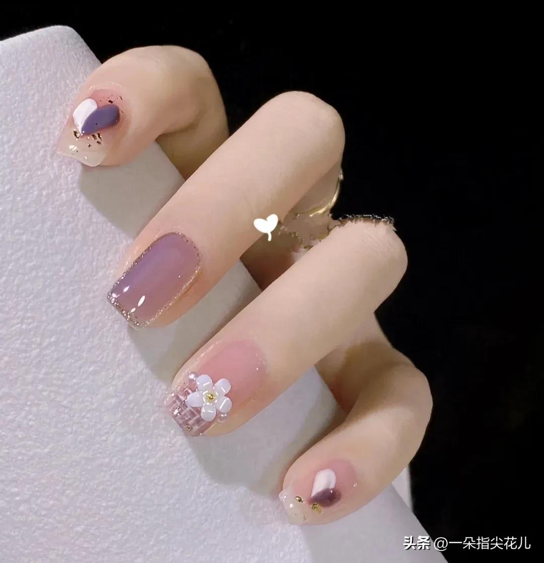 小清新美甲显白绿色,适合短甲小清新美甲