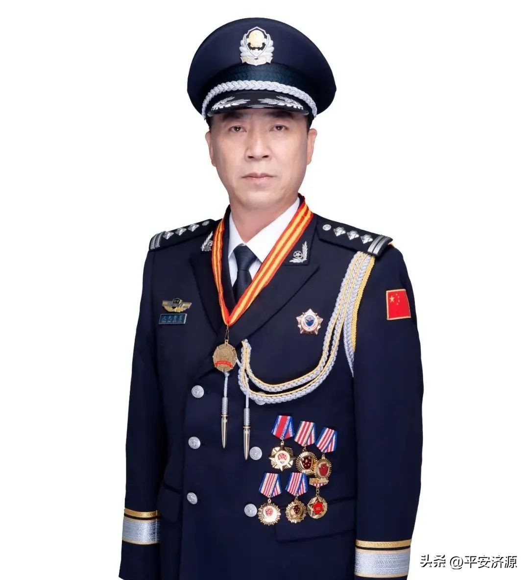 致敬八一戎装虽改初心不变,致敬八一致敬军人