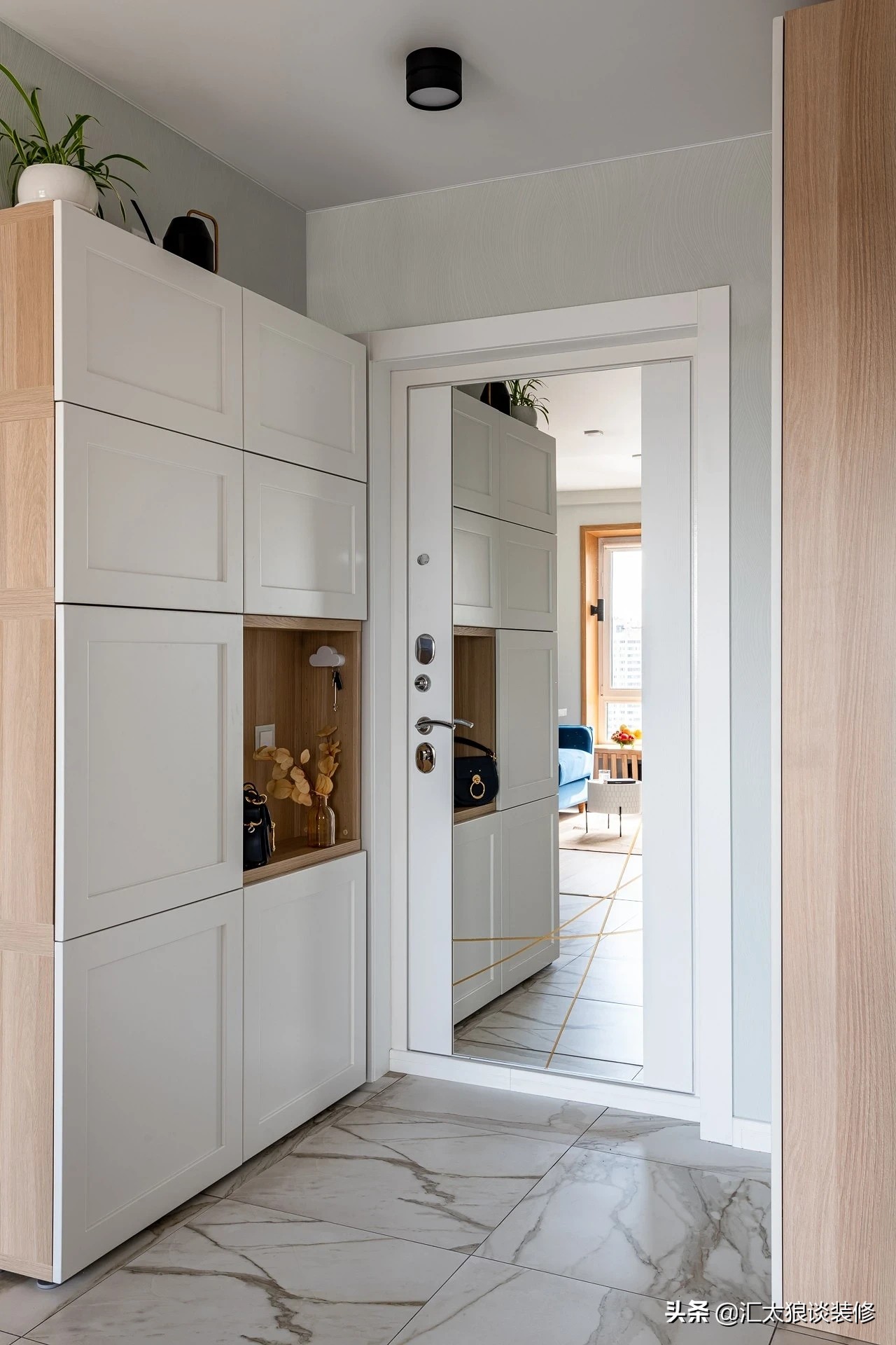 来看看老外怎么改造出租房！完工后效果太好了，时尚简约又有个性