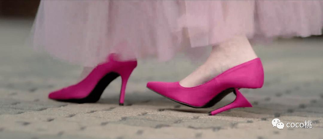 穿700多万貂皮,穿8000块的衣服