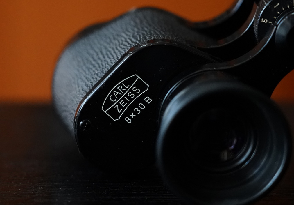 战争时期的老式军用望远镜,战争年代的18倍望远镜