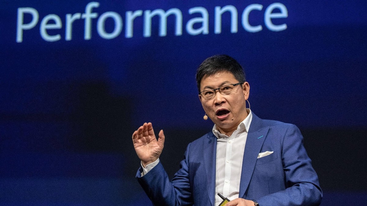 麒麟芯片加鸿蒙系统的两千元手机 (搭载麒麟9000的鸿蒙系统的手机)