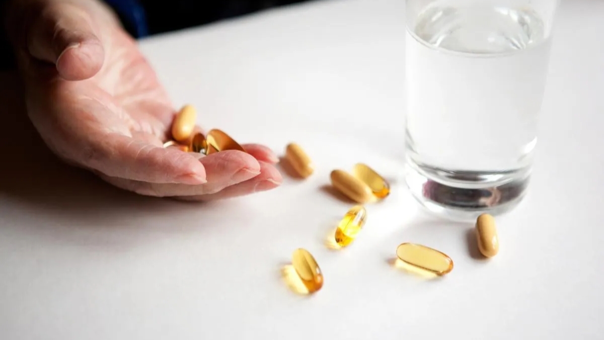 眼睛干涩有救吗,吃什么可以预防眼睛干涩模糊