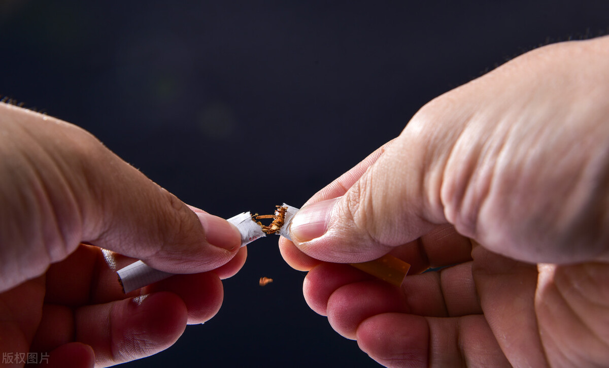 喉咙咳嗽疼痛喝什么缓解,喉咙痛干咳嗽怎么缓解