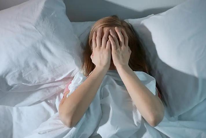 男女亲吻后女方应该说什么,男女接吻后女人的表现