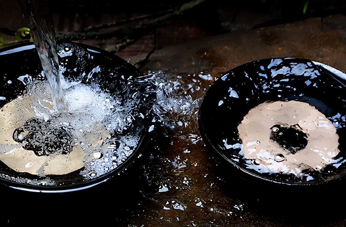 提醒中年人，散装酒少喝，这三种酒，全是便宜的粮食酒，建议尝尝