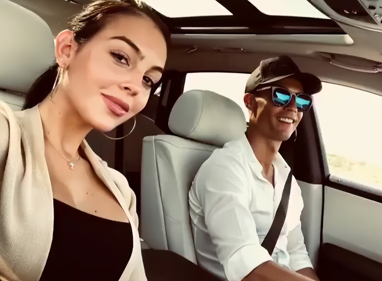 各国太太团身材,世界杯太太团惊艳全场颜值排名