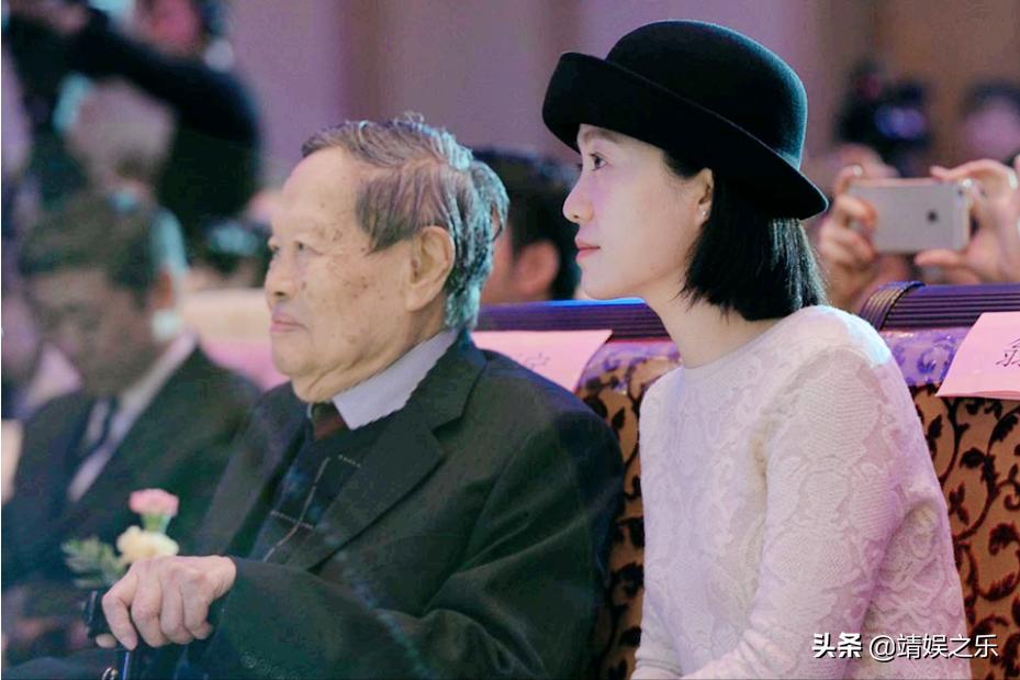 杨振宁几岁与翁帆结婚,杨振宁几岁同翁帆结婚
