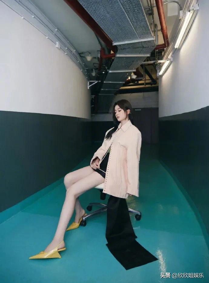 女明星乔欣走红毯,女明星乔欣