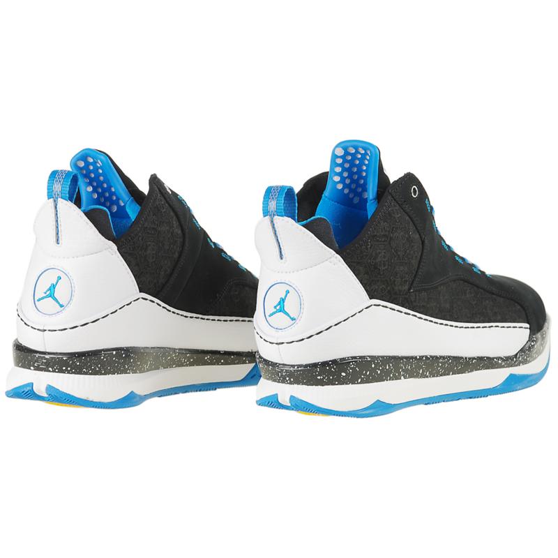 你我都属于80后一代追寻球鞋的情结