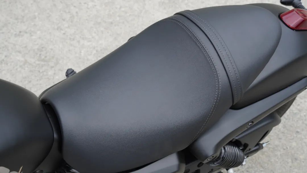 座高700以下的巡航车合资,可载人的复古巡航车300cc