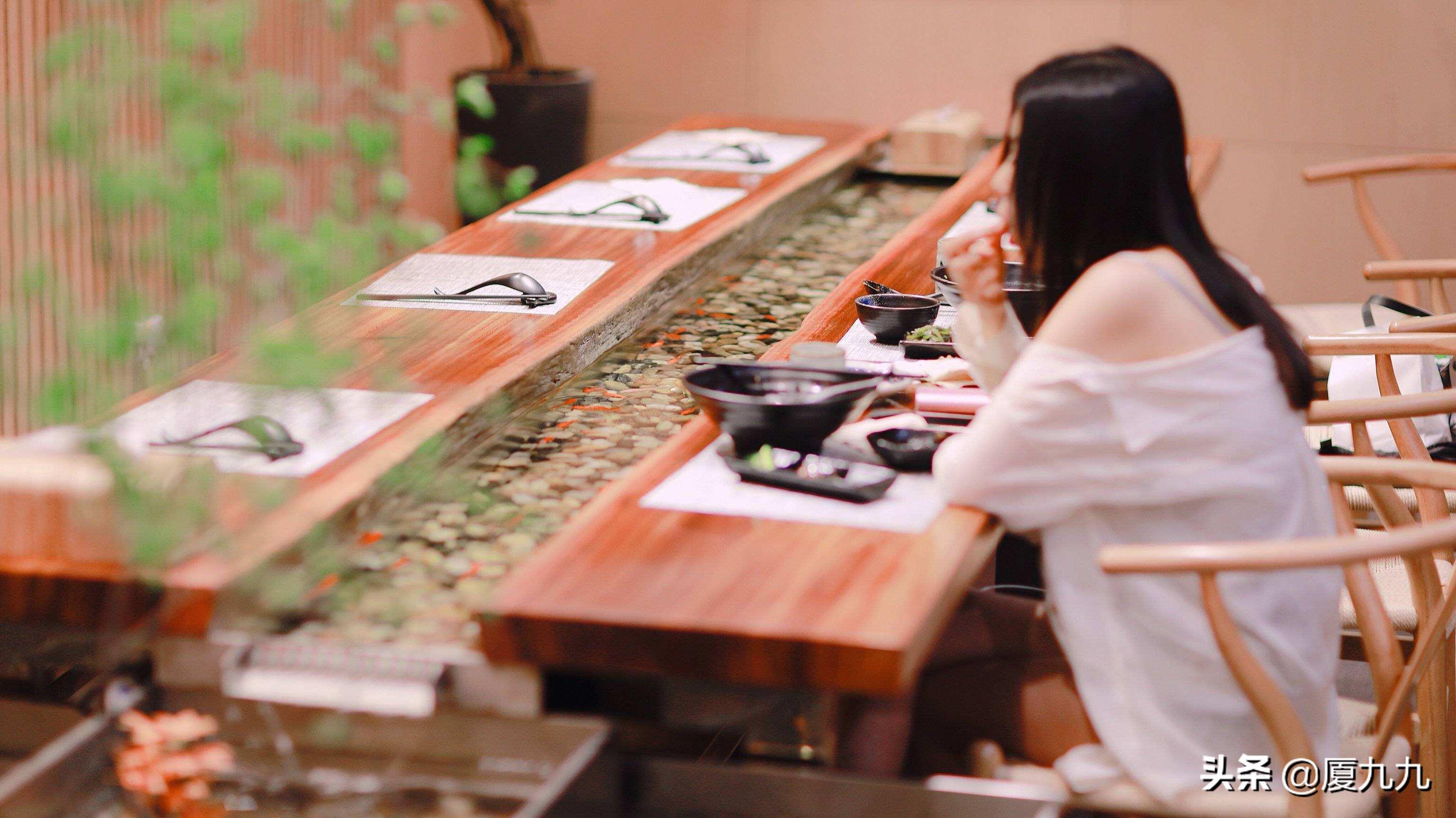 饭局怎么点菜，给你3个公式轻松搞定，省钱还有面子