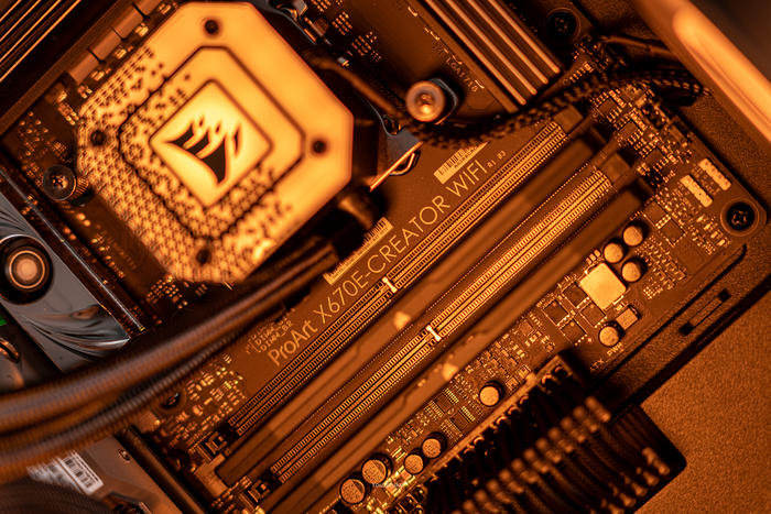 华硕proart4070ti开箱,华硕proartx670配什么显卡