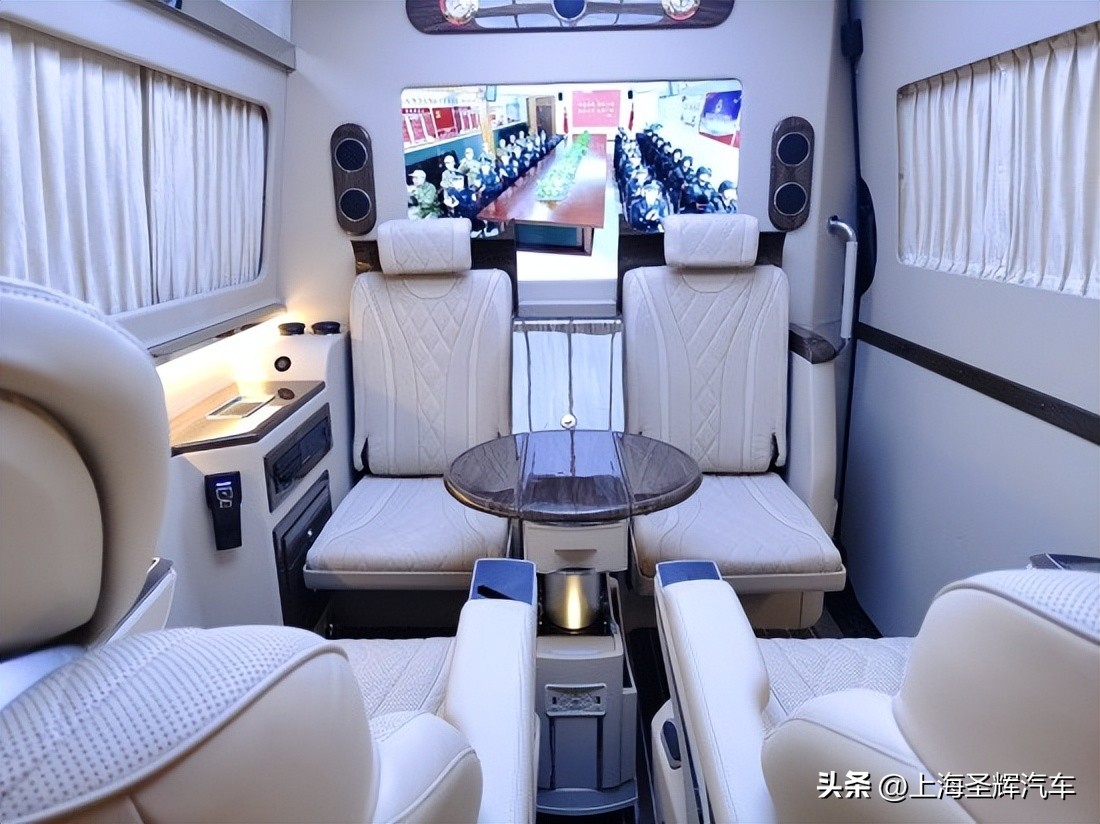 2021款斯宾特加长版内饰,斯宾特四驱3.0柴油车内饰