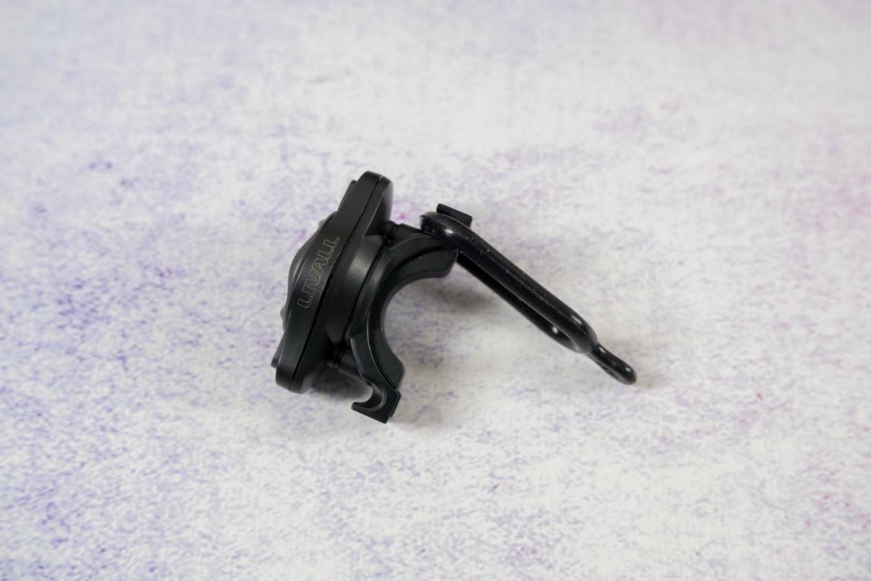 头盔有蓝牙耳机的效果,一款炫酷的智能头盔