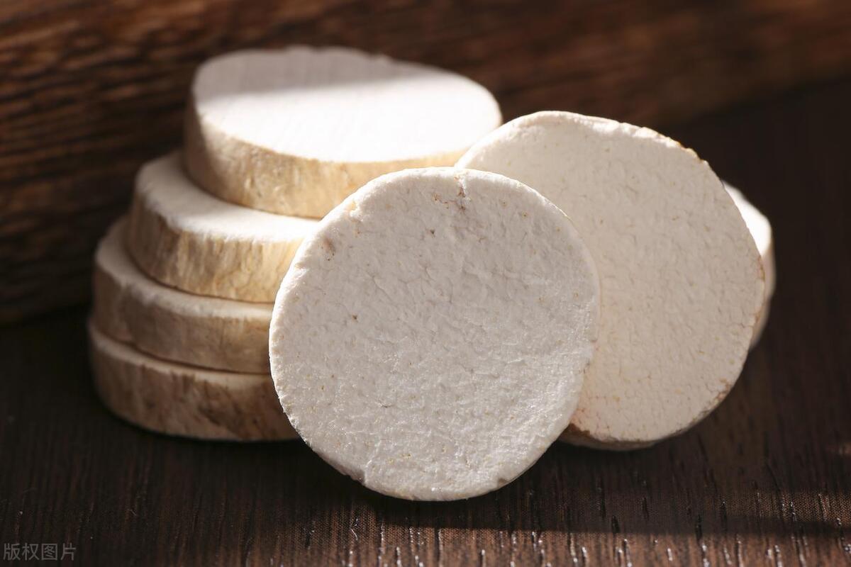 睾丸潮湿的中医辨证治疗,睾丸潮湿中医怎么辨证