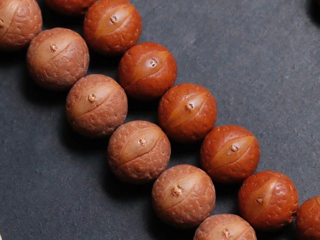 0.8凤眼菩提盘黑了怎么补救,10.5的凤眼实心菩提怎么盘