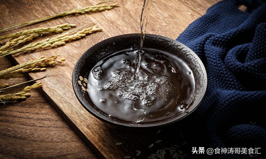 哪种白酒纯粮低价不上头,什么白酒纯粮不上头又经济实惠