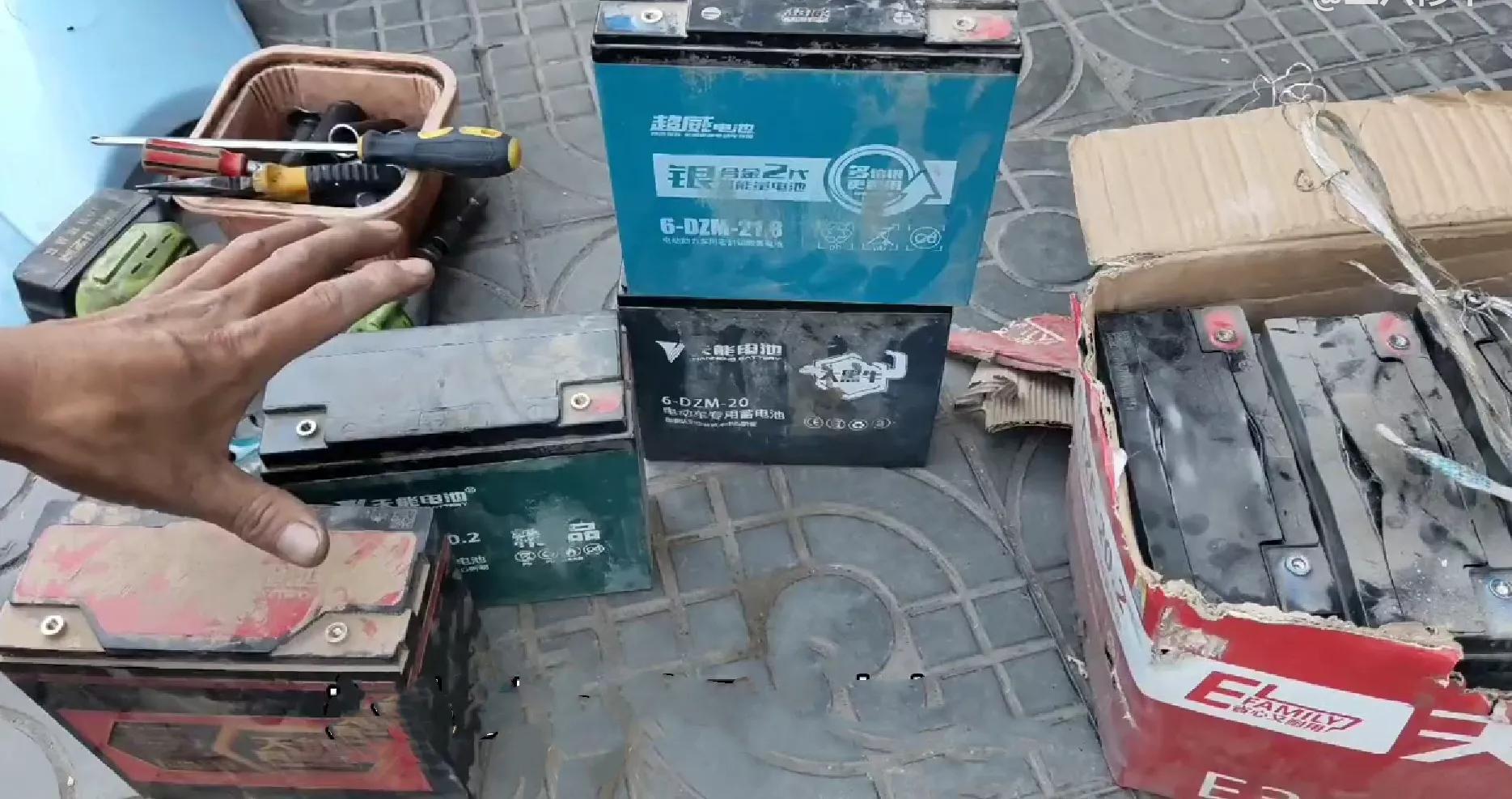 电动车换电池怎样识别是原装的,怎样才能知道电动车要换电