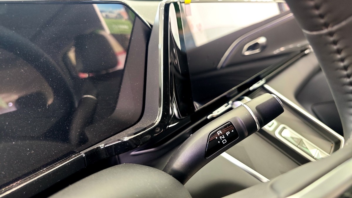 哈弗枭龙max空间宽敞智能配置丰富,哈弗枭龙max4驱