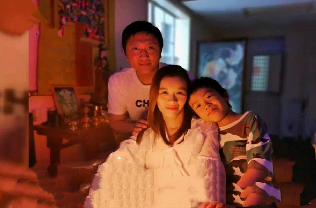 桑兰和黄健的孩子,桑兰黄健小时候