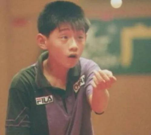 马龙许昕2019年撑起国乒,2020乒乓总决赛马龙对许昕谁赢了