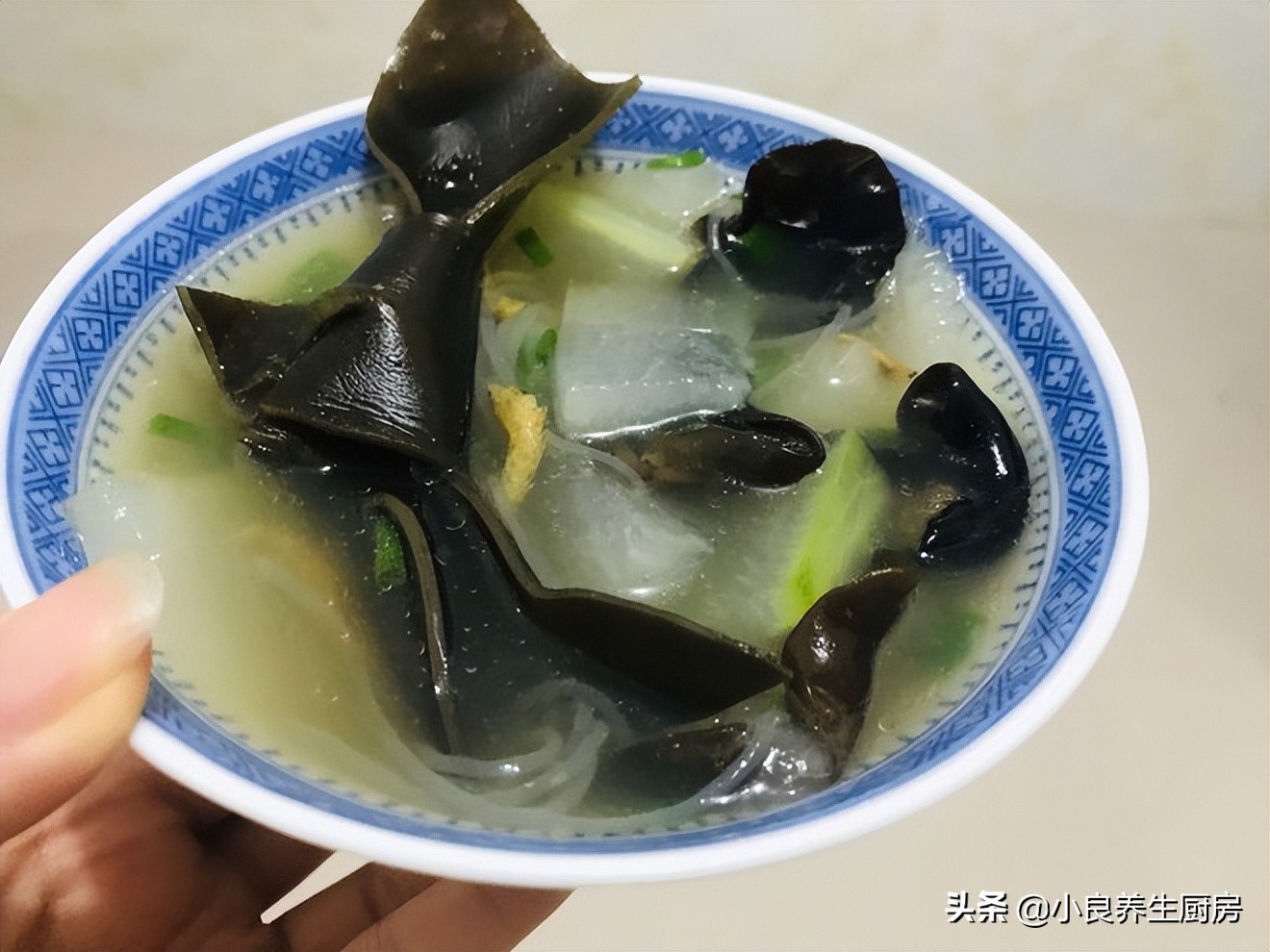 冬天喝什么汤有助于孩子长胖,入秋后孩子长高多喝这七款汤