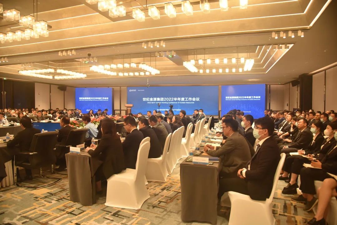 辉煌不在繁荣中产生，而是在硝烟中涅槃