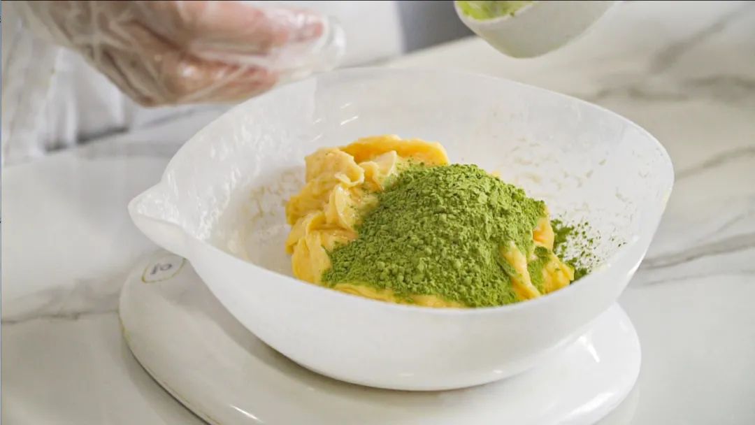 用料理机做蛋糕教程,用蛋糕机做小蛋糕