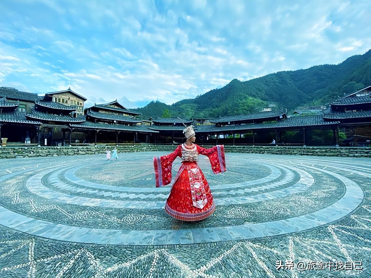 贵州西江千户苗寨旅游攻略,贵州西江千户苗寨一日游攻略