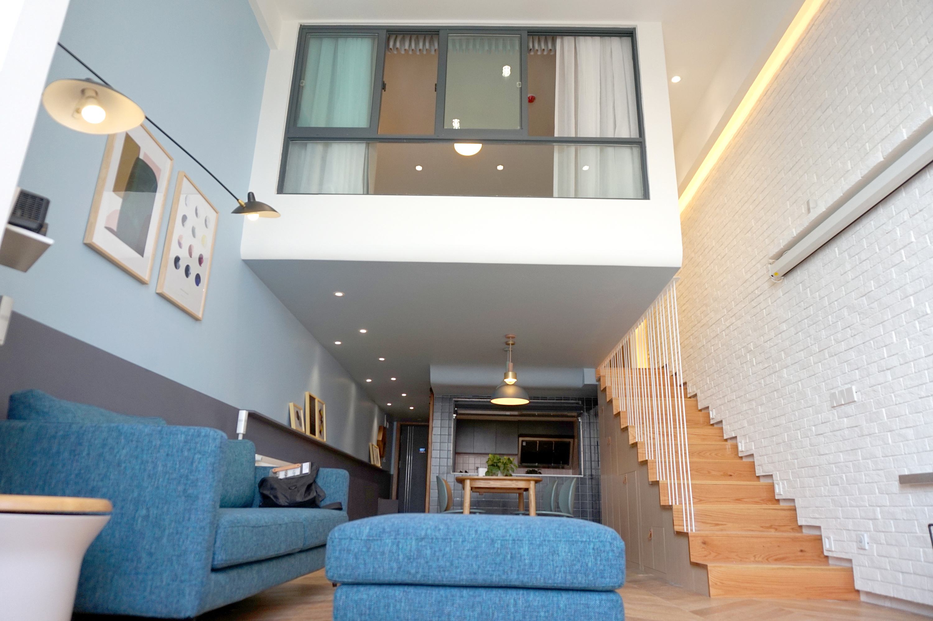 住loft感觉身体不适,住loft公寓会不会很压抑