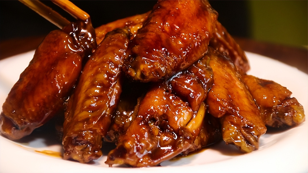 可乐鸡翅怎么做才好吃呢窍门,可乐鸡翅最简单的教程
