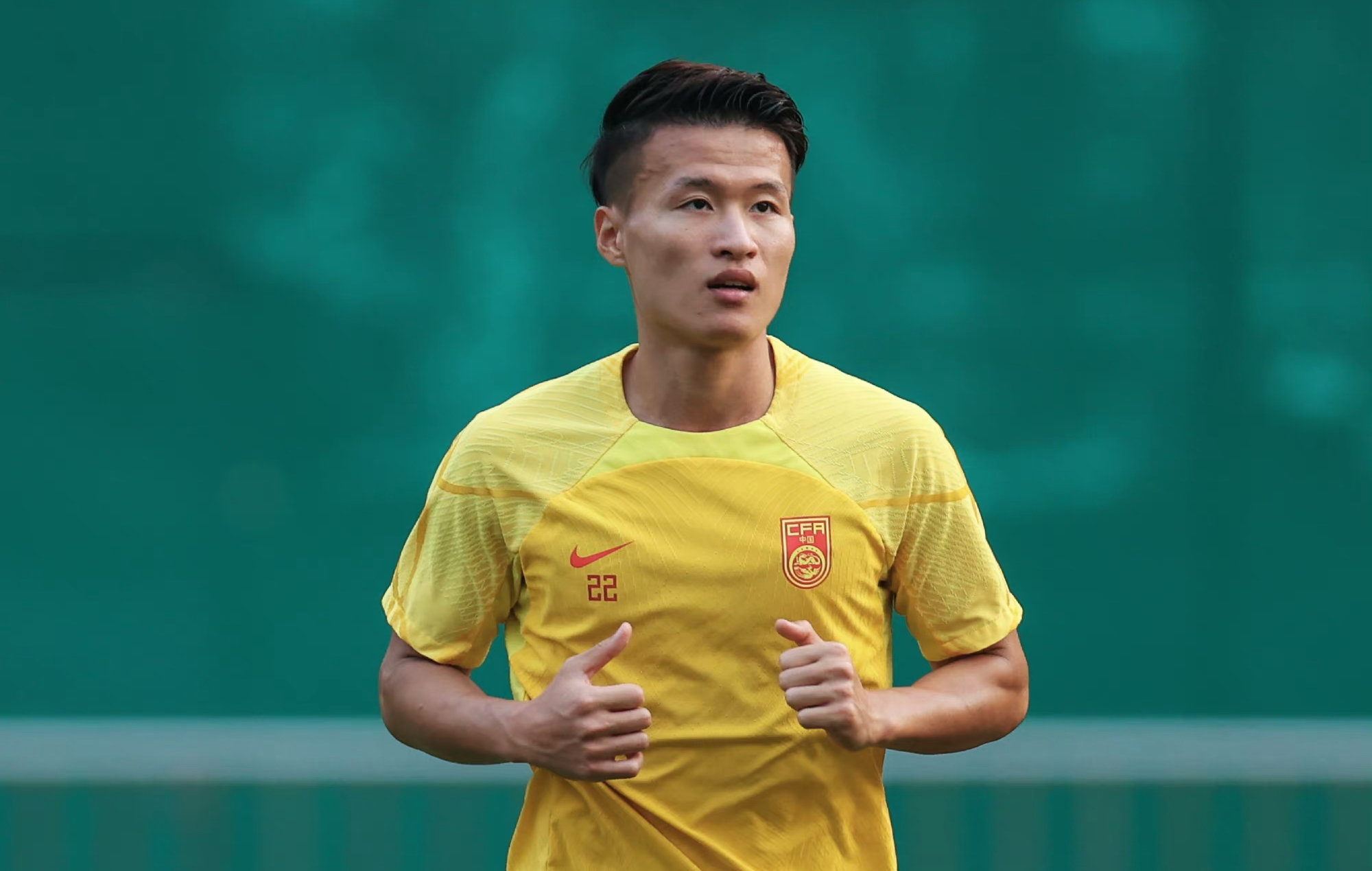 韦世豪林良铭战新加坡替补上场,国足最新名单韦世豪