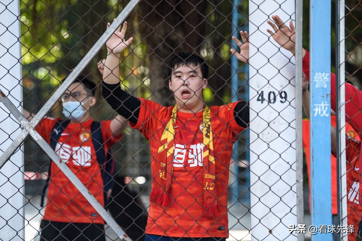 中超新政策对中国足球的影响,中超球队中途退出联赛有什么惩罚