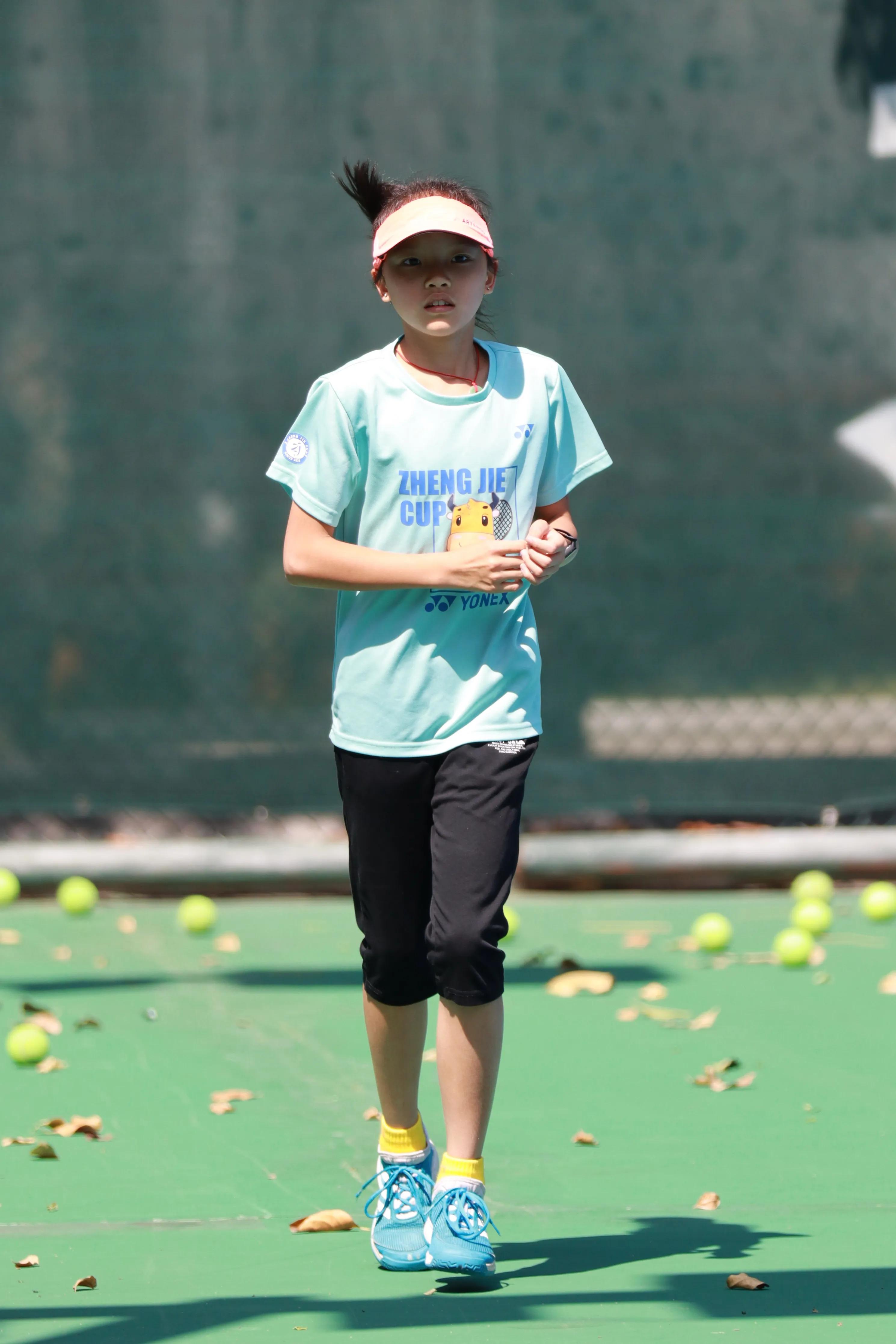 爱思小白测评,爱死小白三代和大白兔二代