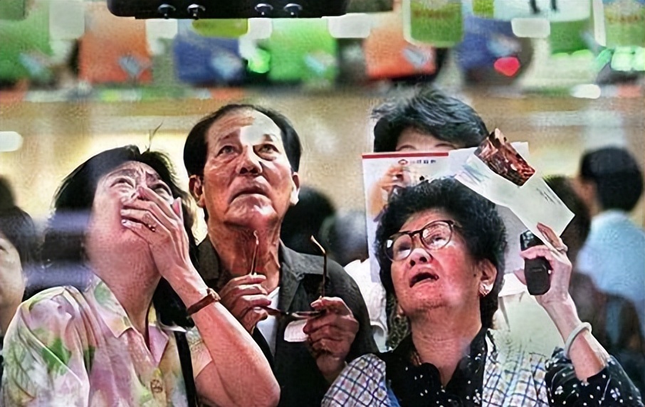 1997年韩国金融危机有多惨,韩国日本1997年金融危机