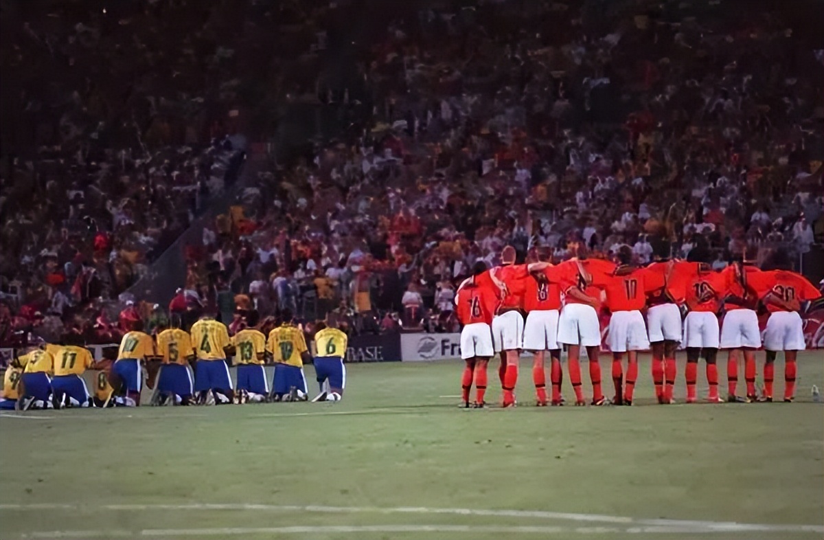 2014巴西世界杯马塞洛,2010世界杯马塞洛