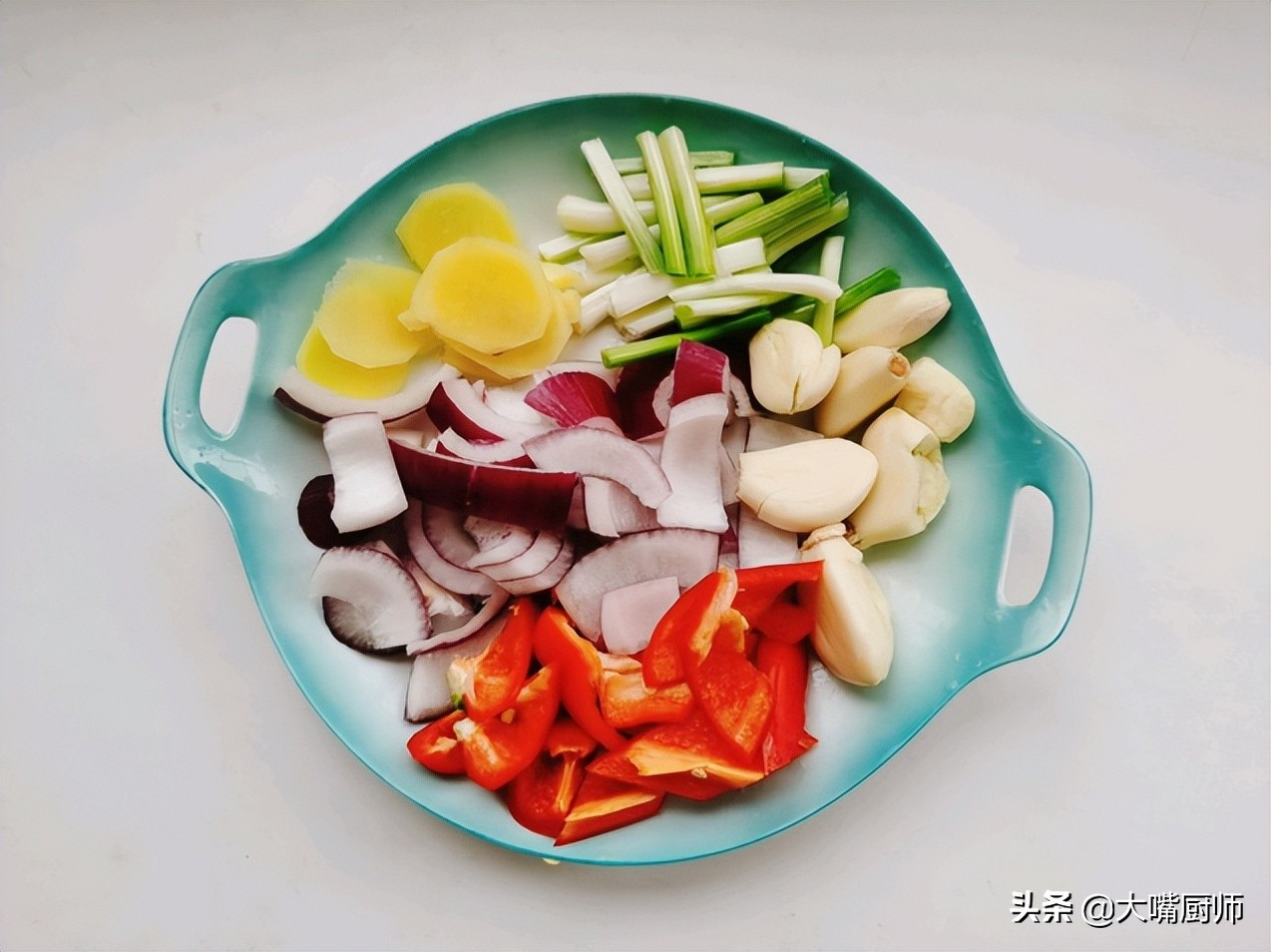 炖鱼怎么去鱼腥味最佳,炖鱼去除鱼腥味的最快方法