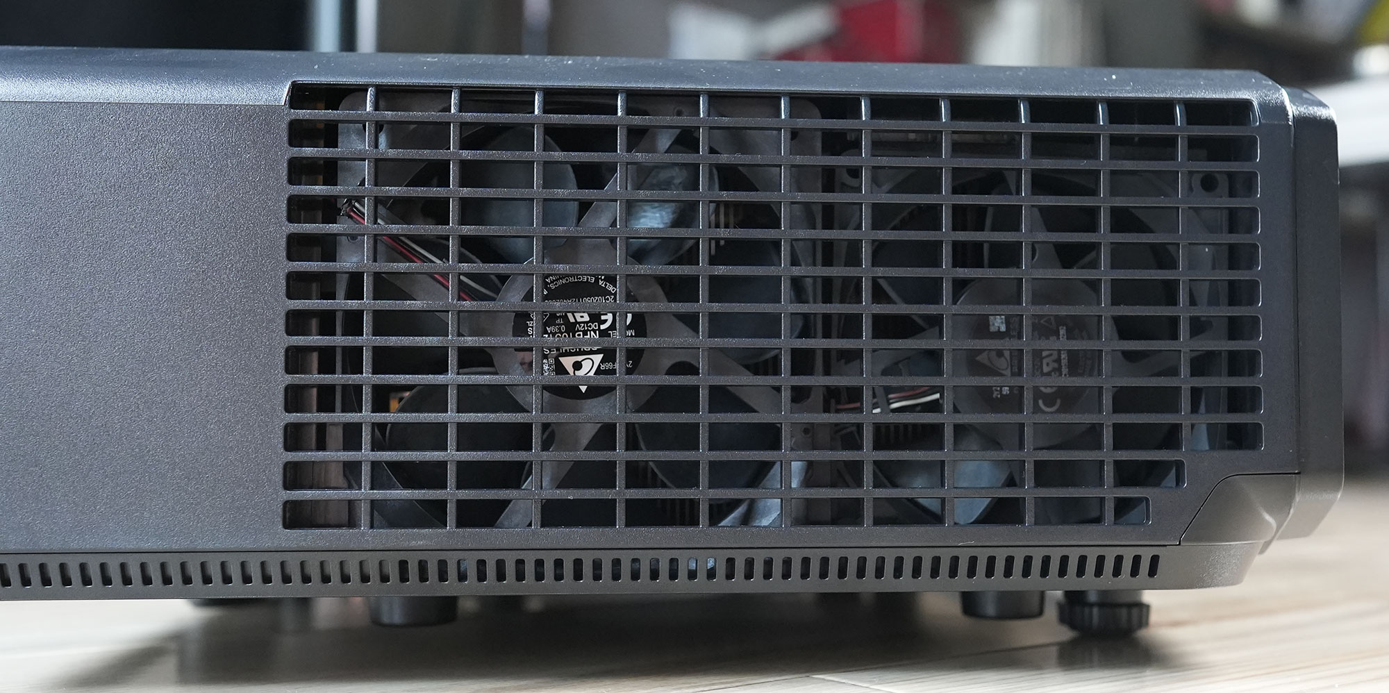 小宙斯第二代如何？JVCN69激光投影机超详细试用